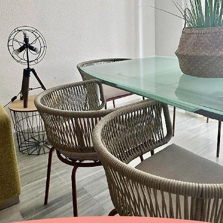 Carihuela 74 Apartment Torremolinos Luaran gambar